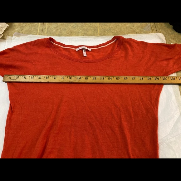 Victoria’s Secret Long Sleeve Orange Cotton Sweater Top Split Hem Size Small - Picture 7 of 11
